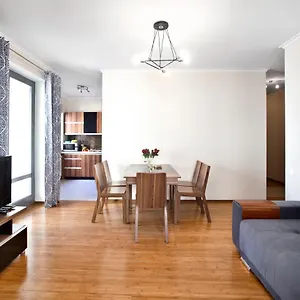 2-bedrooms-bukowinska-po-serviced-apartments.warsawhotelspoland.com/